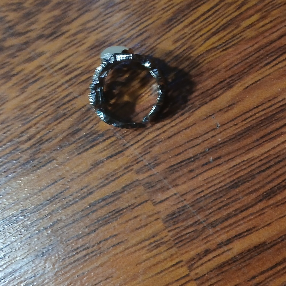 Ring - Picture 4 of 7